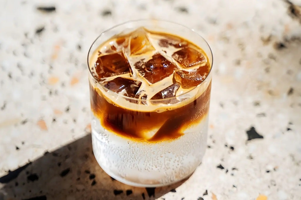 Espresso Tonic-min